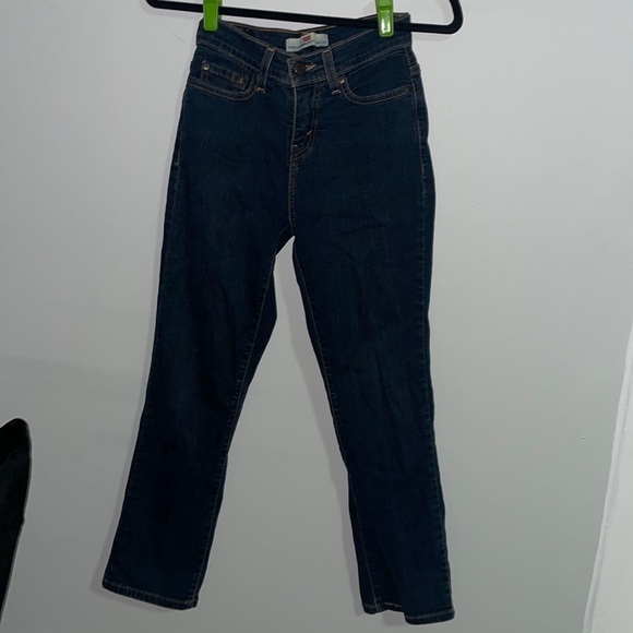 Levi’s 512 Straight Leg Dark Wash Jeans - Picture 2 of 7